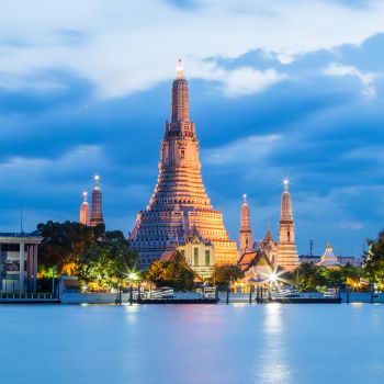 wat arun in bangkok thailand